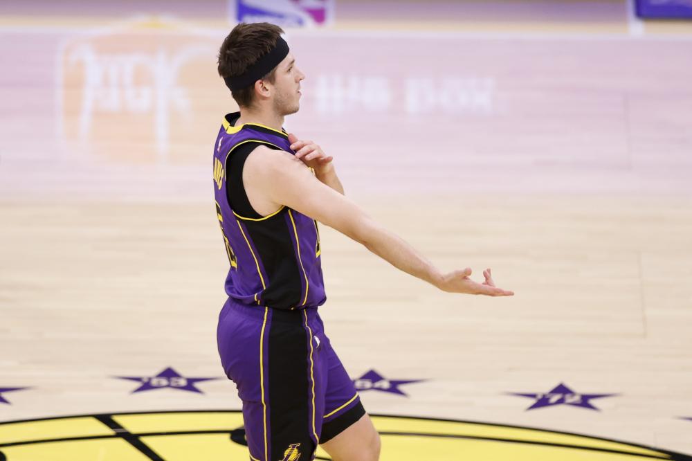 关键扑救更 关键扑救更